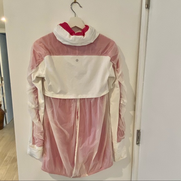 Lululemon wind breaker - Picture 5 of 5